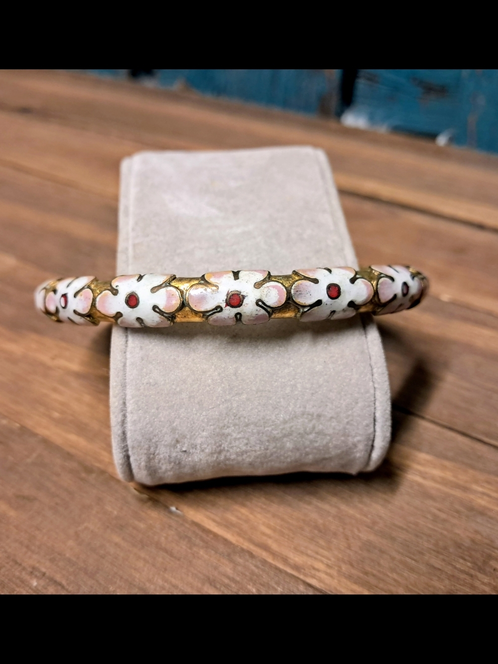 Vintage Hand Painted Floral Enamel Cloisonne Bangle Bracelet - Picture 6 of 7